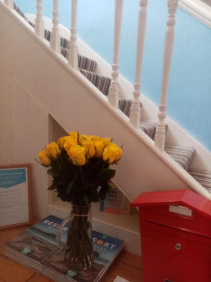 Lea Hurst B & B Bournemouth Eksteriør bilde