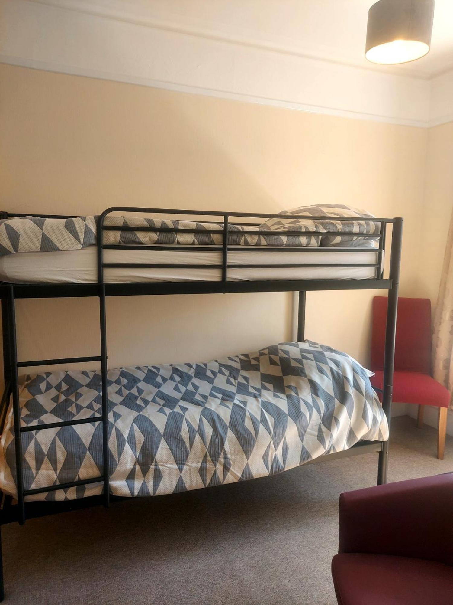 Lea Hurst B & B Bournemouth Eksteriør bilde