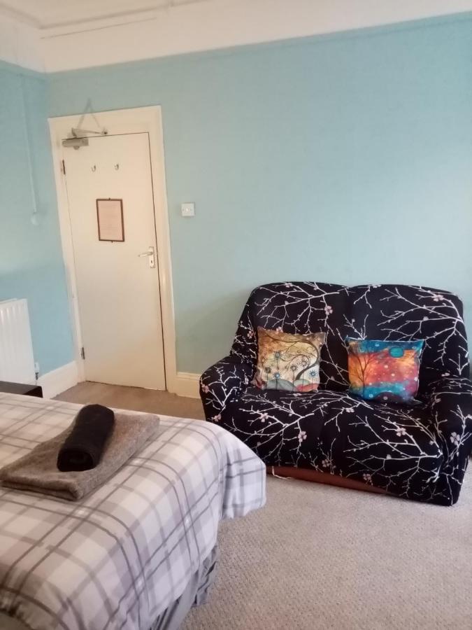 Lea Hurst B & B Bournemouth Eksteriør bilde